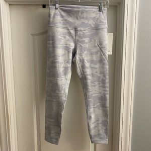 Lululemon Wunder Under HR Tight 25”